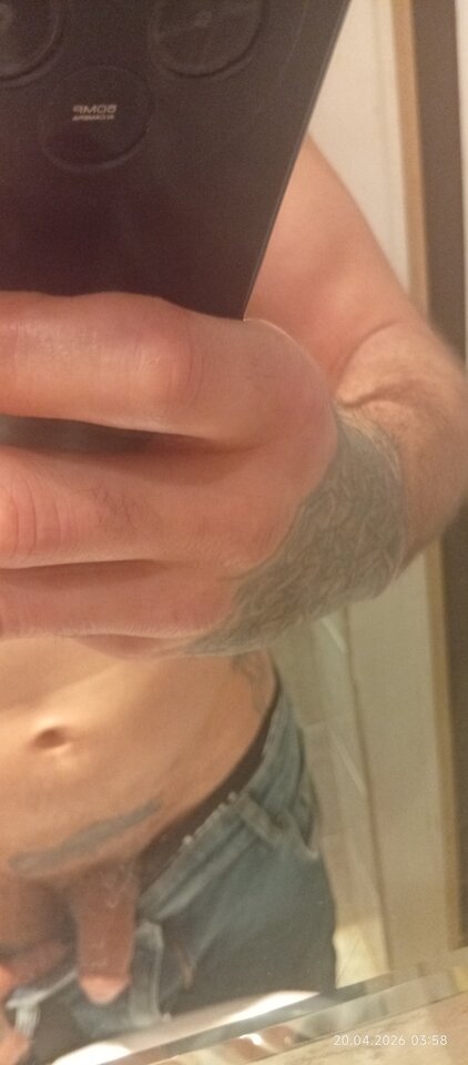 1000010531.jpg - BadCrisTatto