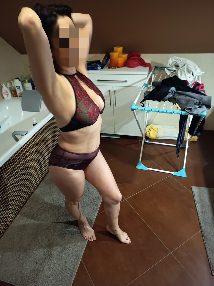 1000004932.jpg - EMTEC