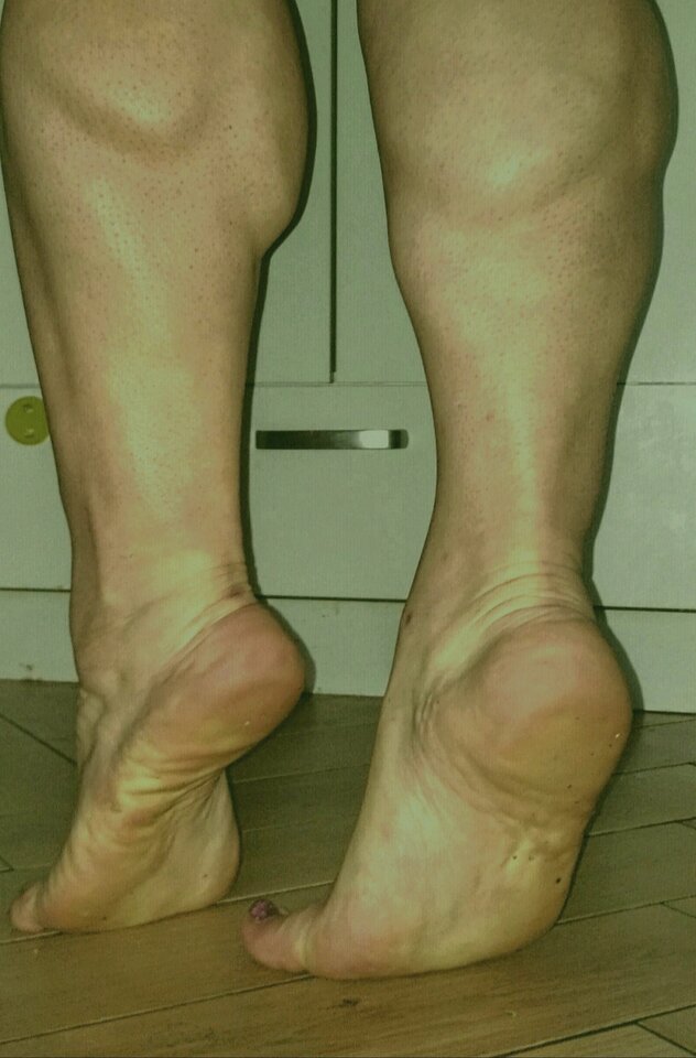 20260420_075752.jpg - 1Hot_wife_end_cuck1