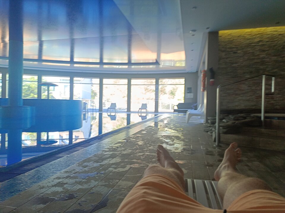 2423736a-d282-4eed-bfb7-df2f566b4d83.jpg - Msgneto