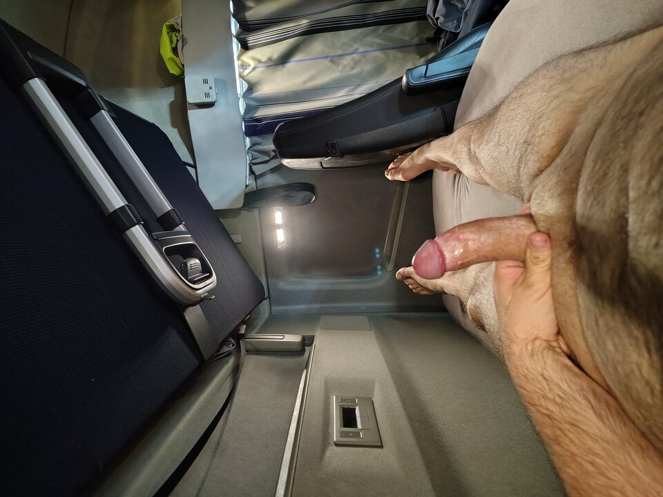 1000003661.jpg - On31993