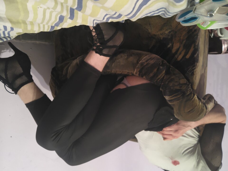 IMG_20260423_050703440.jpg - BiSlaveBitch