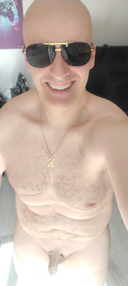 1000019933.jpg - StaryCzlowiekAMorze