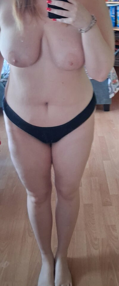 🌹🌹 - Niesmiala933